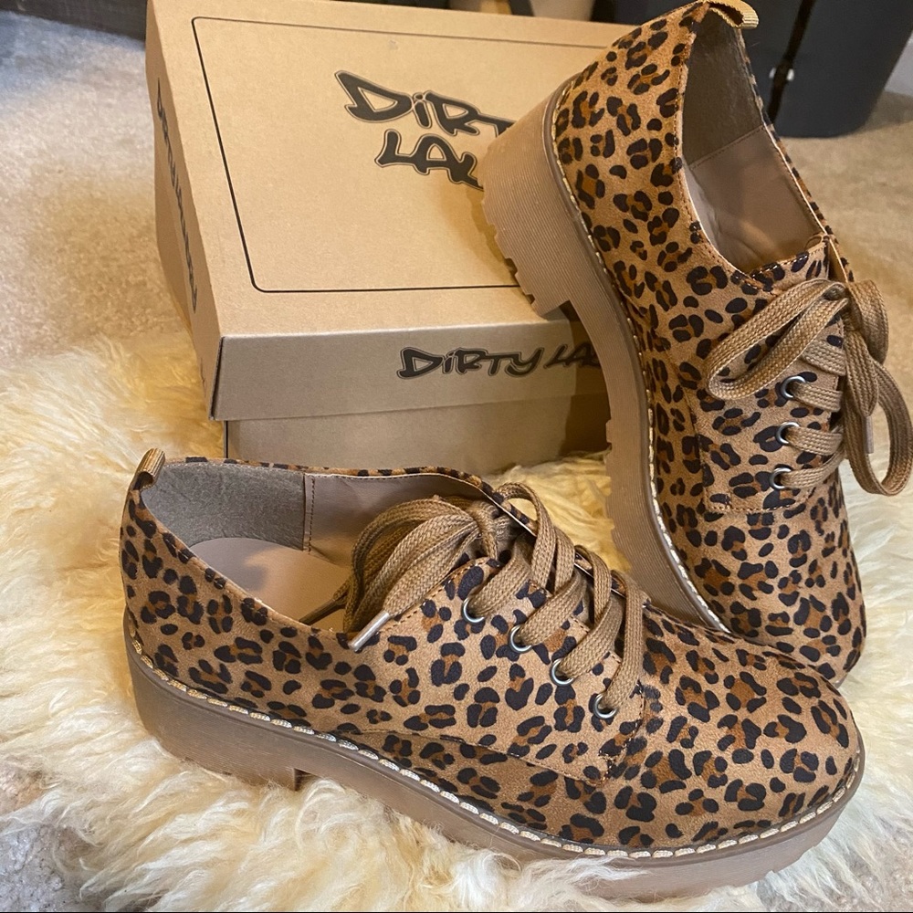 DIRTY LAUNDRY OXFORD SHOE